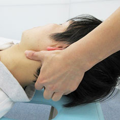 頚（首）の手技療法 運動療法